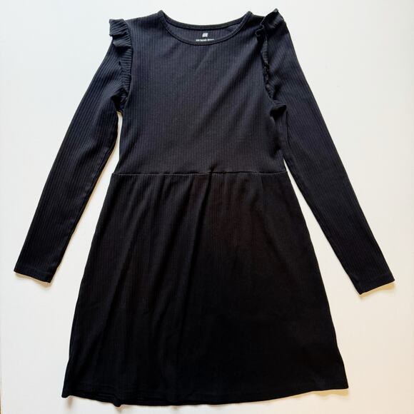 H&M ribbed black dress long sleeve ruffled shoulders size 8/10Y - Picture 2 of 6